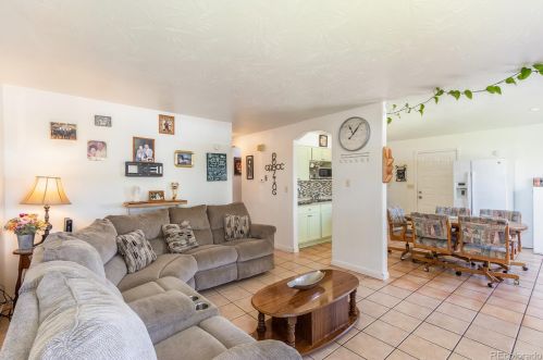 1114 Longview Dr, Wattenburg, CO 80621-2513