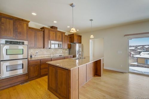 20592 Amherst Pl, Denver CO  80013-8927 exterior