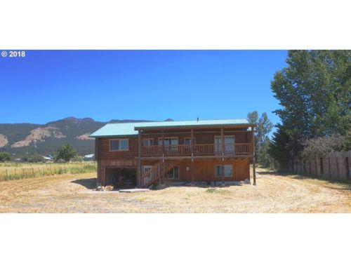 60647 Sunday Dr, Cove, OR 97824-8226