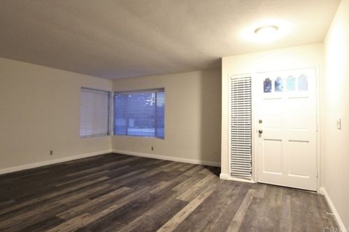 8719 Arcadia Ave, San Gabriel, CA 91775-1201