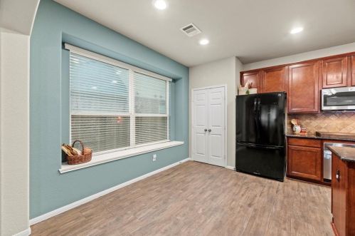 7511 Lone Star Jct St, Richmond TX 77406-7069 exterior