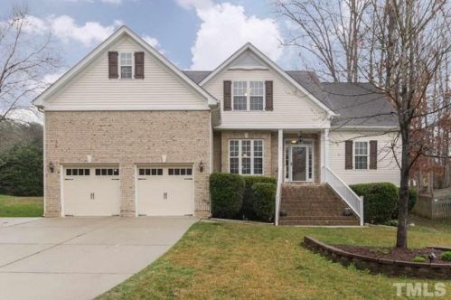 1000 Patterson Grove Rd, Apex, NC 27502-4040