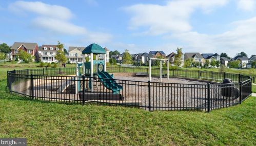 1520 Rabbit Holw Pl, Silver Spring MD 20906-6709 exterior