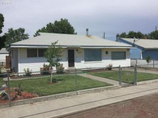 890 Hermiston Ave, Hermiston OR  97838-1716 exterior