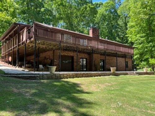 5136 Shore Dr, Conyers, GA 30094-4714