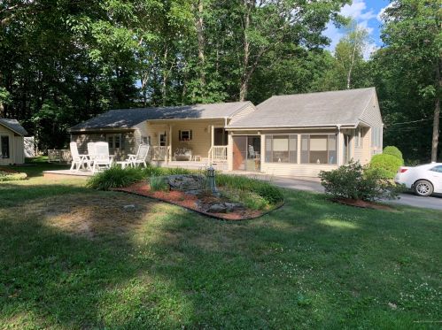 89 Nicholas Dr, Wells, ME 04090-5729