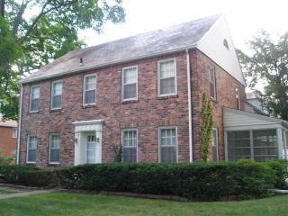 2410 Kenwood Blvd, Toledo, OH 43606-3729