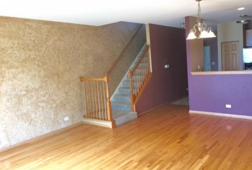 2454 Golf Ridge Cir, Naperville IL  60563-1503 exterior