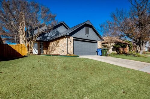 2525 Lake Bend Ter, Carrollton, TX 75006-2130