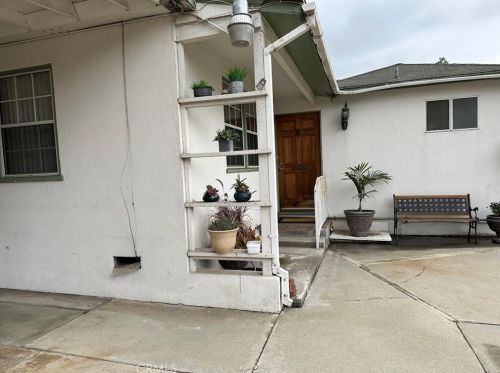 10057 Eduardo Ave, Whittier, CA 90606-1020