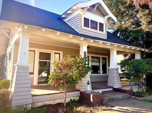 355 Park St, Gridley, CA 95948-2941