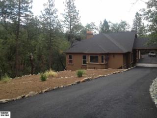 19507 Tuolumne Rd, Tuolumne, CA 95379-9724