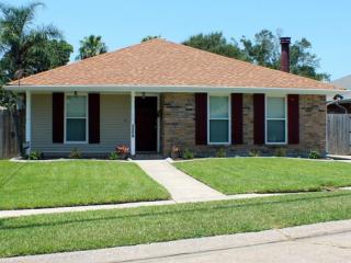 5208 Alexander Dr, Metairie, LA 70003-2506