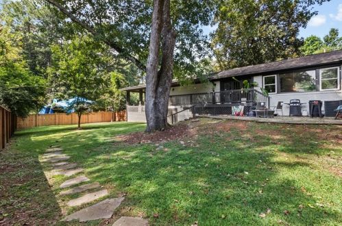 1502 Fama Dr, Atlanta GA  30329-3309 exterior