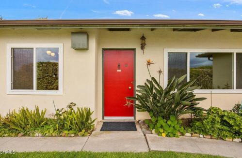 4989 Strickland Dr, Oxnard, CA 93036-1052