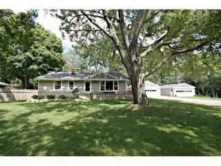 4120 Glacier Ln, Minneapolis, MN 55446-2722