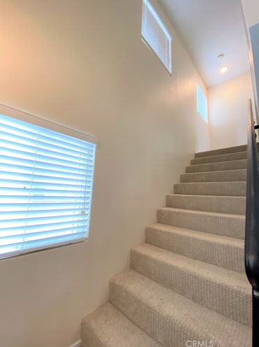 4661 Myra Ave, Cypress CA 90630-4334 exterior