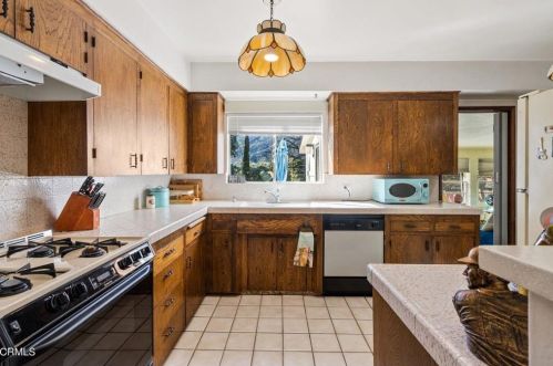 3540 Altura Ave, Glendale CA 91214-3302 exterior