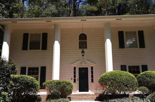 5105 Antelope Ln, Stone Mountain, GA 30087-1204