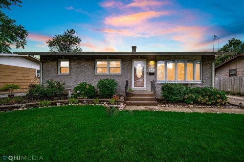 55 Arrowhead Dr, Thornton, IL 60476-1124