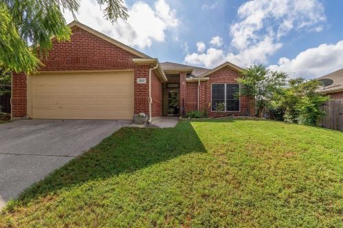 5016 Prestwick Dr, Fort Worth TX  76135-1419 exterior