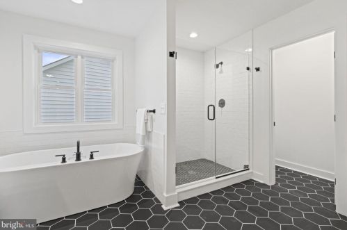 664 Dill Rd, Severna Park MD 21146-4120 exterior