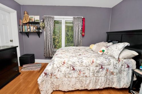 3827 East Ave, Forest View IL  60402-4037 exterior