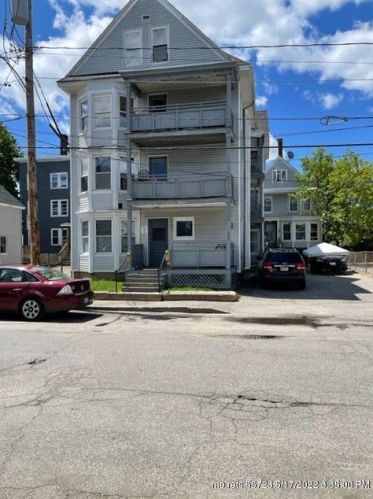 115 Pierce St, Lewiston ME  04240-7343 exterior