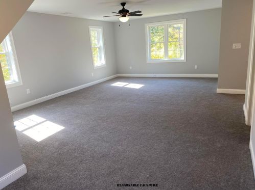 93 Grandview Dr, Weare NH  03281-4552 exterior