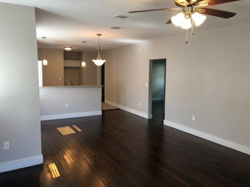 3320 Ryan Ave, Fort Worth TX  76110-3825 exterior