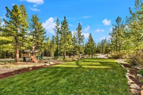 16125 Martis Peak Rd, Truckee CA  96161-1485 exterior