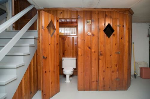 7049 Pkwy, Forest View IL  60402-2554 exterior