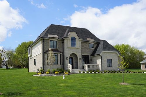 18460 Buckberry Ln, Mokena, IL 60448-8426