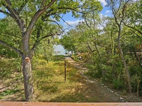 4220 Lakewood Dr, Fort Worth TX  76135-2703 exterior