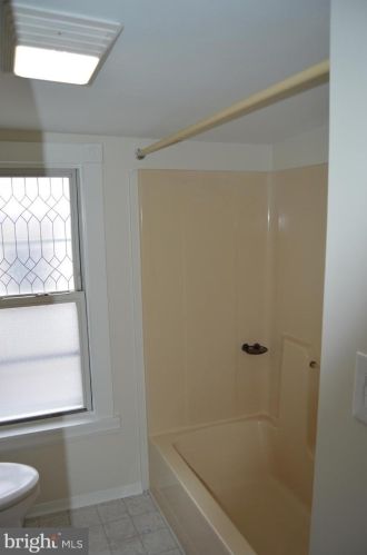 235 Walnut St, Lancaster PA  17602-2342 exterior