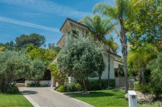 3833 Hayvenhurst Dr, Van Nuys, CA 91436-3600