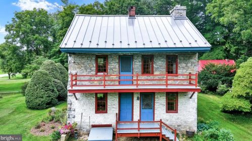 1917 Walnut Bottom Rd, Carlisle PA  17015-9624 exterior