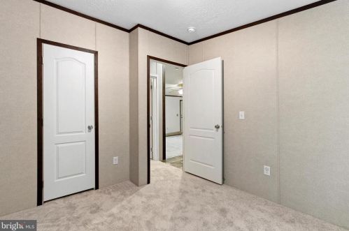 1148 Moulstown Rd, Hanover PA 17331-6853 exterior