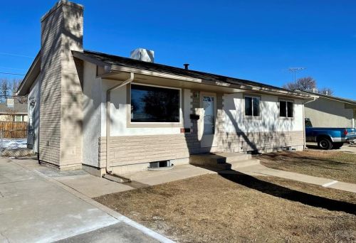 3607 Brookfield Ln, Pueblo CO  81005-3325 exterior