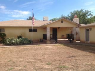 47 Rincon Rd, Corrales, NM 87048-7611