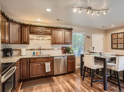 7827 Kalispell Cir, Englewood CO 80112-4647 exterior