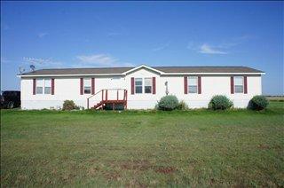 1708 Cedar St, Emerado, ND 58228-9604
