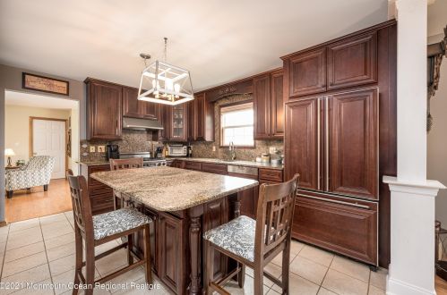 11 Skylark Dr, Jackson Twp, NJ 08527-2865