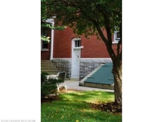 86 Ingalls Rd, Portland, ME 04109
