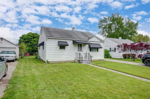 640 Eastmoor Dr, Springfield, OH 45505-2535