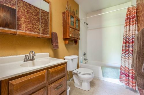 8336 Old San Isabel Rd, Greenwood CO 81069-8605 exterior