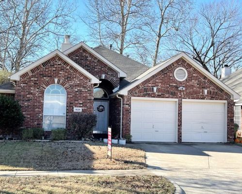 1525 Nicole Ln, Garland, TX 75040-8903