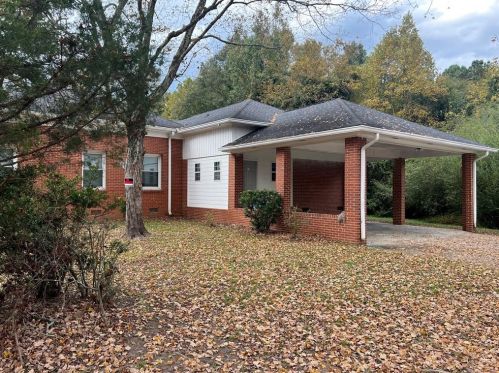 2886 Fairburn Rd, Atlanta, GA 30331-6004