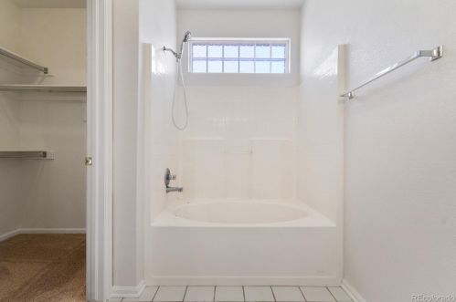 2452 Genoa Way, Aurora CO 80013-6295 exterior