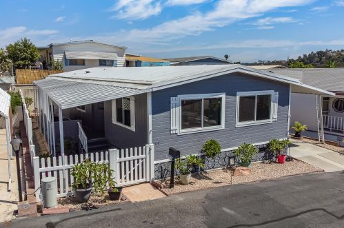 304 Picnic View Ln, Oceanside, CA 92056-4809